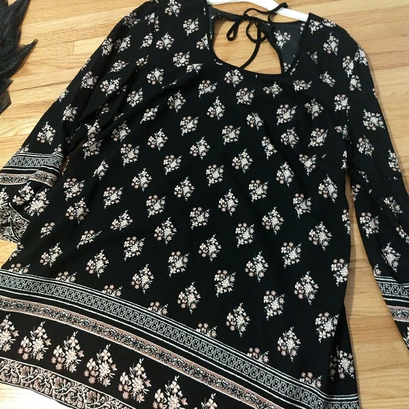 Xhilaration Dresses & Skirts - Black Floral Dress